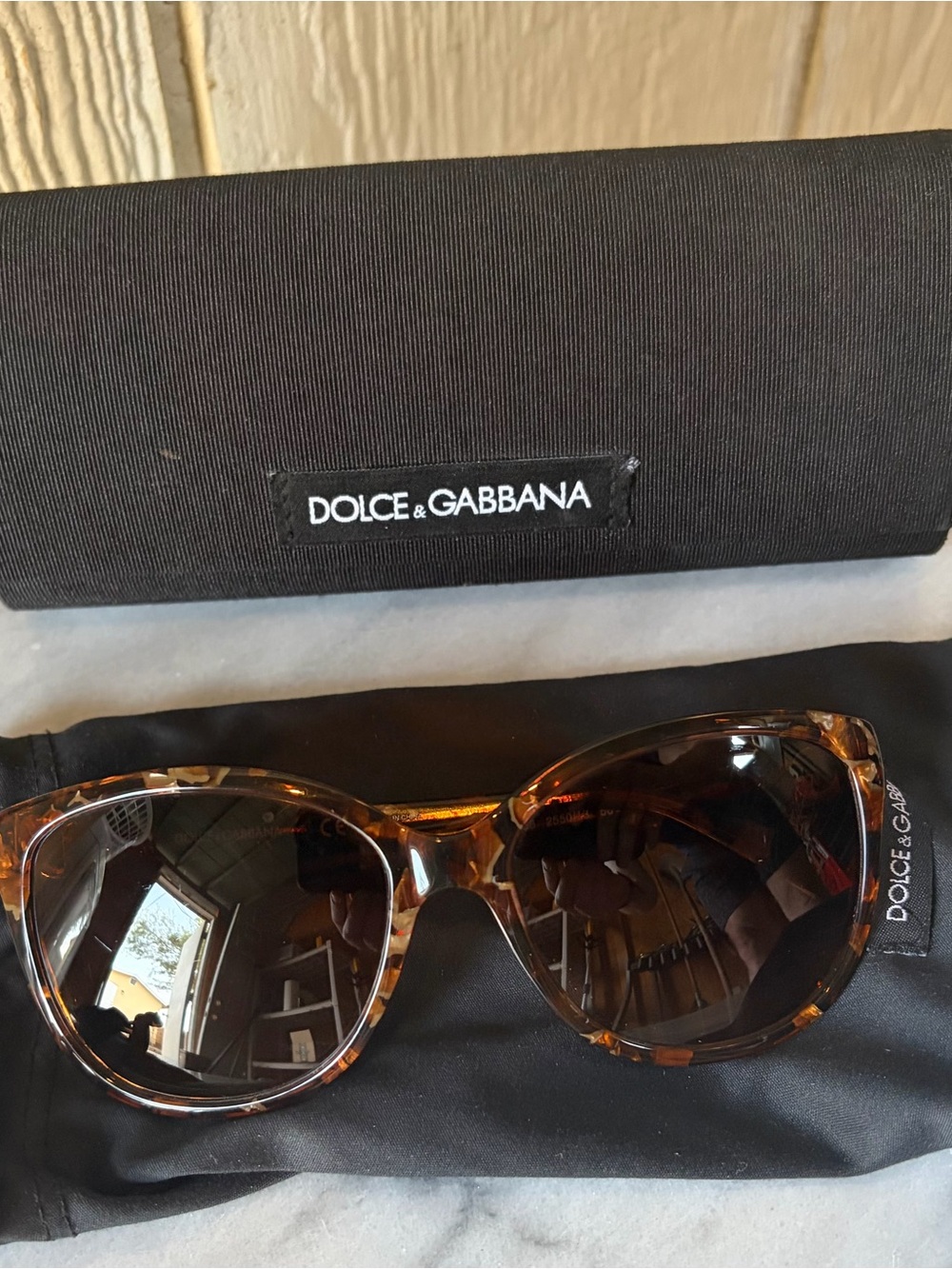 Dolce & Gabbana DG4258 Tortoise Sunglasses Case Set